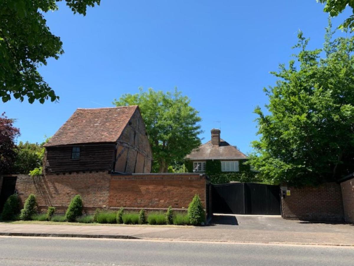 The Malt House Hotel Aylesbury  Exterior photo